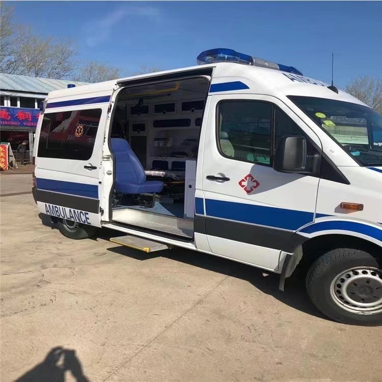 群英乡私人长途救护车出租转院回家